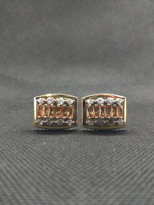 1 CARAT GOLD ROUND CUFFLINKS (008)